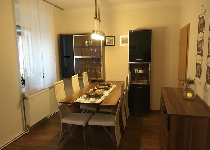 Kirchturmblick Bei Quedlinburg *